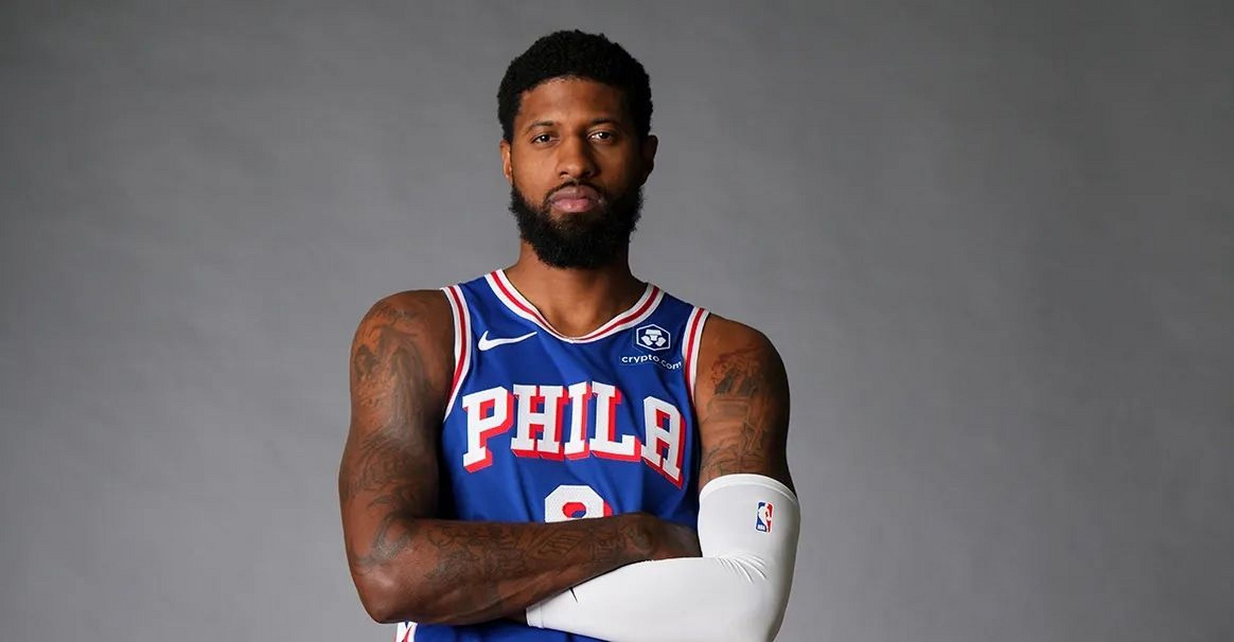 记者：莱比锡有意用霍伊伦取代谢什科，霍伊伦明确表示不想去（莱比锡考虑以霍伊伦顶替谢什科，但霍伊伦已明确拒绝加盟）