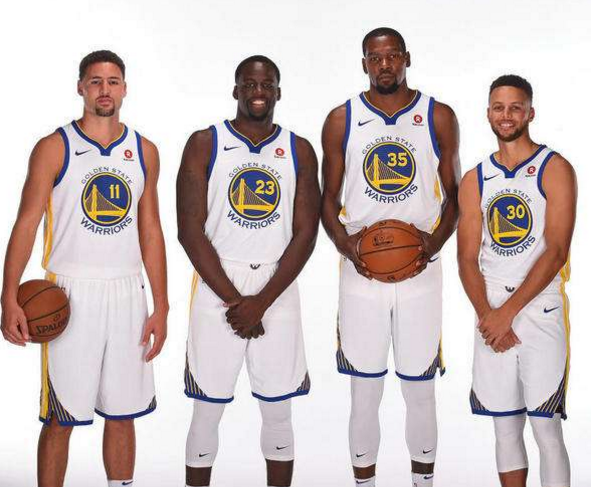 为什么说莎头组合是“混双老祖”？成都混团世界杯，莎头6场3比0给出答案！（“混双老祖”为何是莎头？成都混团世界杯6场3比0已给出答案）