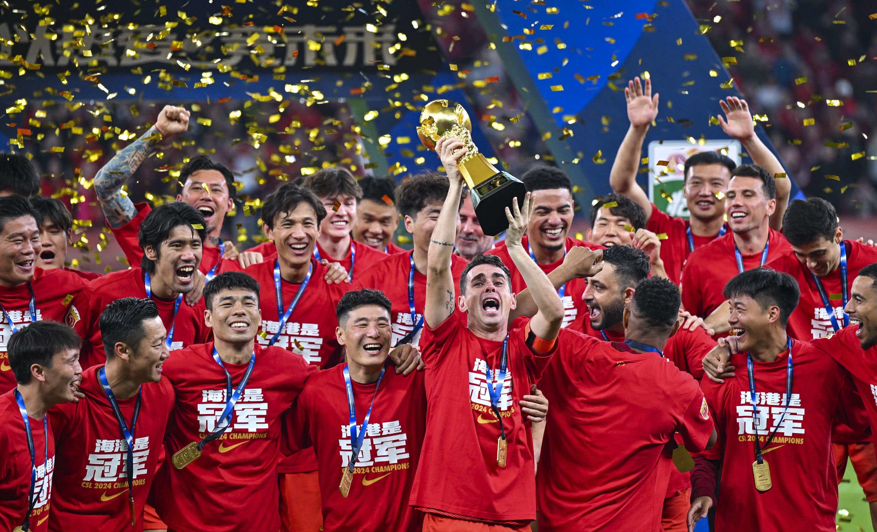 老队友见面，埃泽和奥利塞赛后交换了球衣（旧友重逢：埃泽与奥利塞赛后互换球衣）