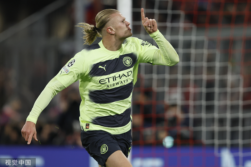 25赛季日职乙常规赛大结局：水户队史首度升级，富山奇迹保级（25赛季日乙收官：水户队史首次升J1，富山上演奇迹保级）