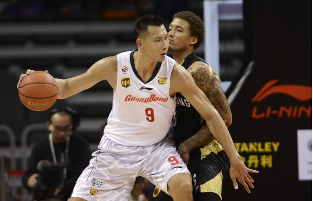 NBA：太阳击败篮网 杜兰特砍下35分（杜兰特轰下35分，太阳力克篮网）