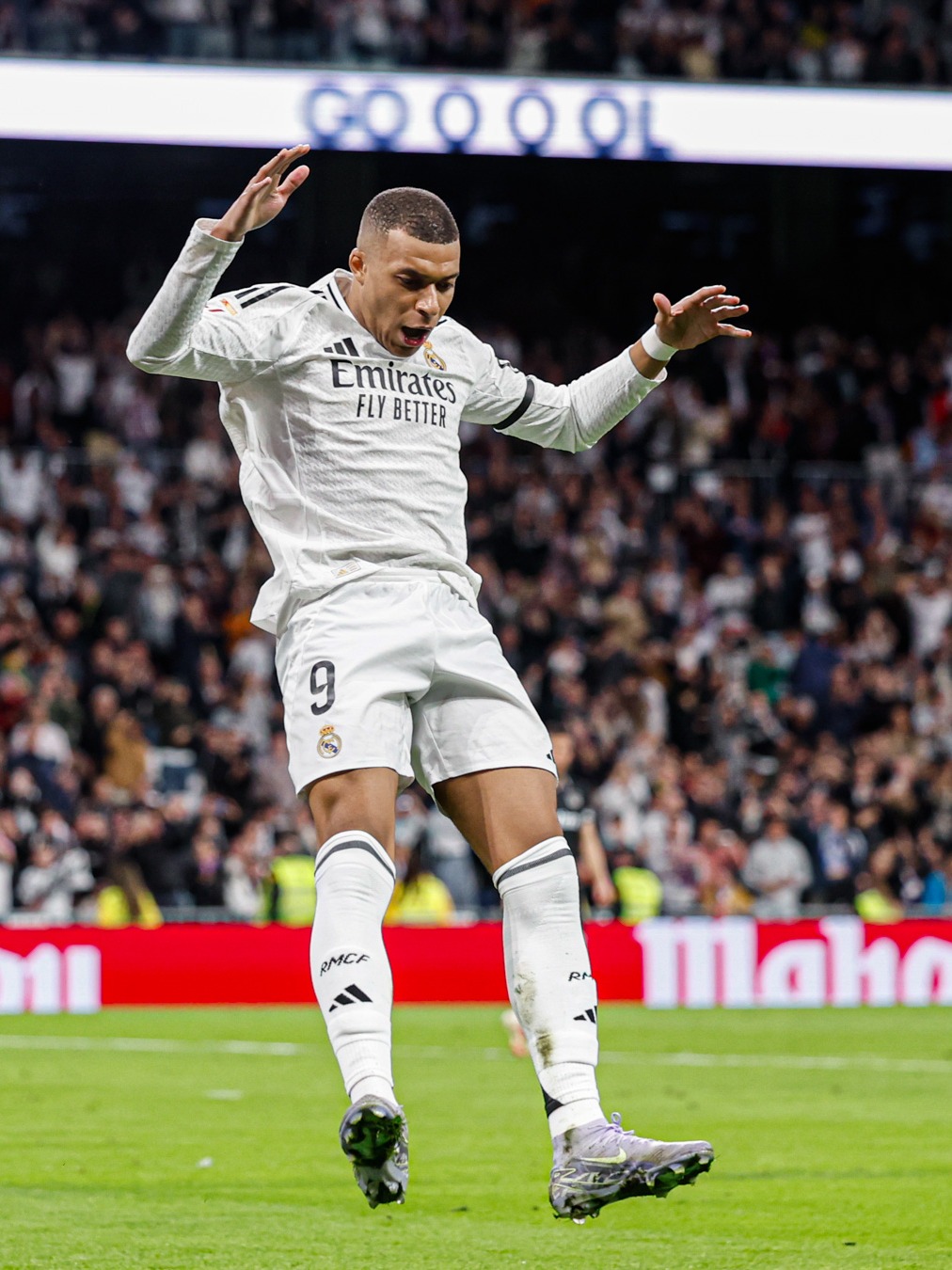 斯基拉：马竞有意埃德松，球员与亚特兰大尚未达成续约协议（斯基拉：马竞有意引进埃德松，其与亚特兰大续约谈判尚无结果）